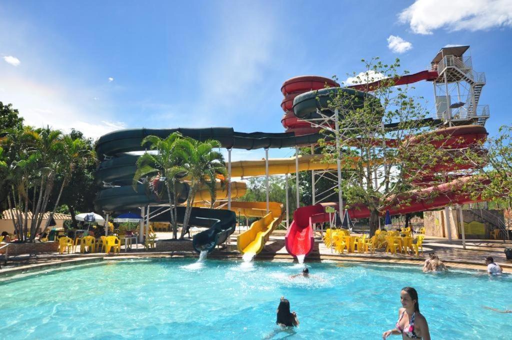 Piazza Diroma - Cortesia Park Diroma, Splash E Slide Caldas Novas Exterior foto